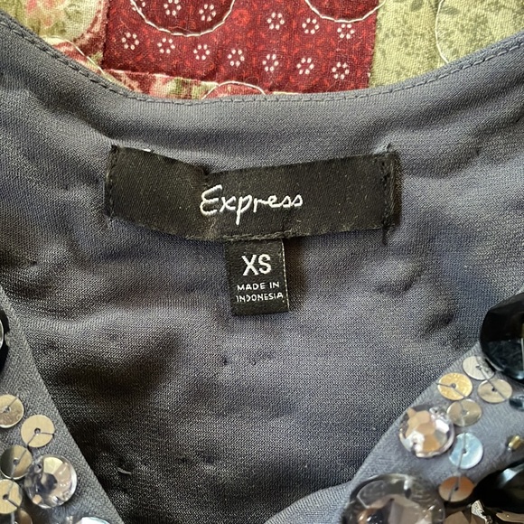 Express Top - Picture 4 of 5